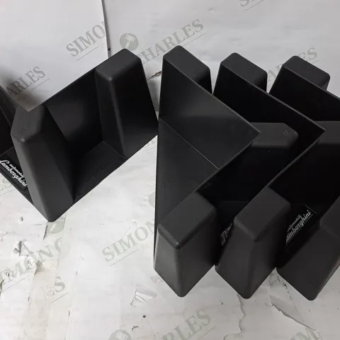 WEATHER TECH CARGO TECH FLOOR MATS CONTAINMENT SYSTEM - 4 CORNERS