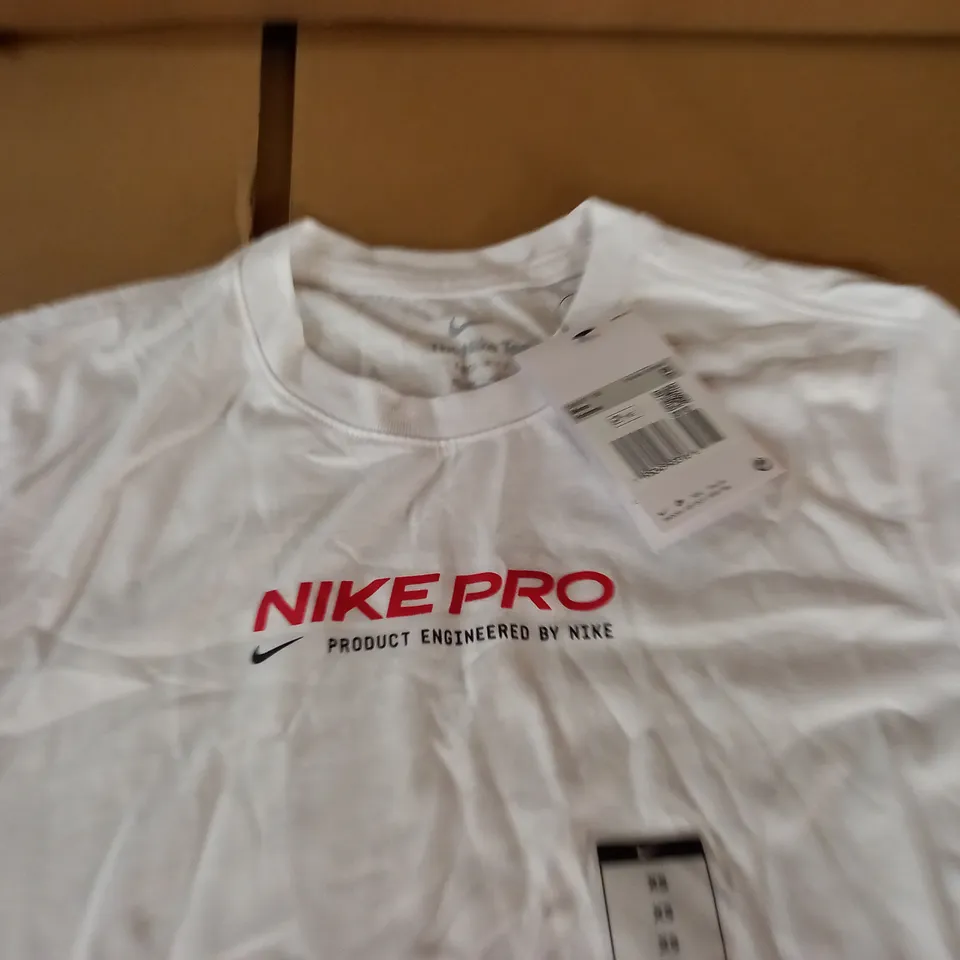 NIKE PRO WHITE T-SHIRT - XS