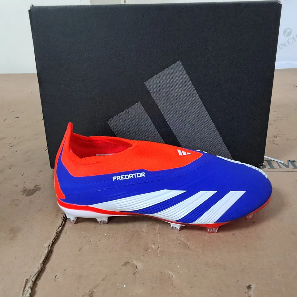 BOXED PAIR OF ADIDAS PREDATOR ELITE LL FOOTBALL BOOTS UK 11K