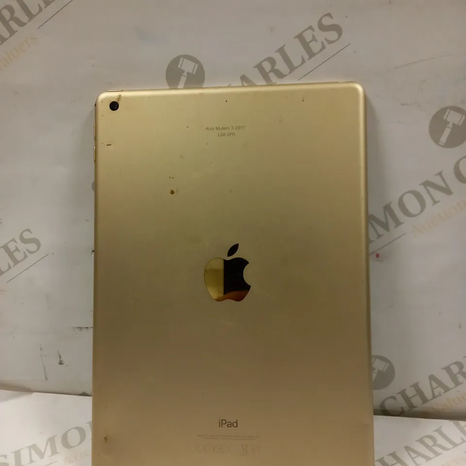 APPLE IPAD MODEL A1822