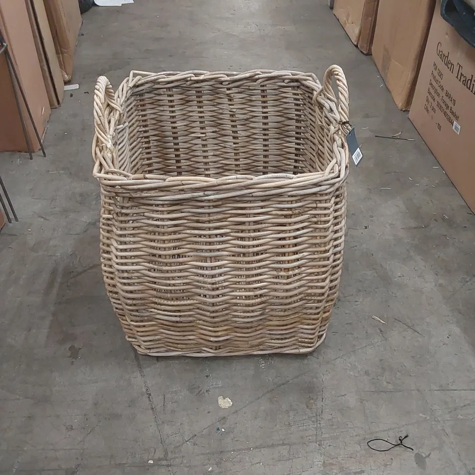 DESIGNER TAPER LOG BASKET
