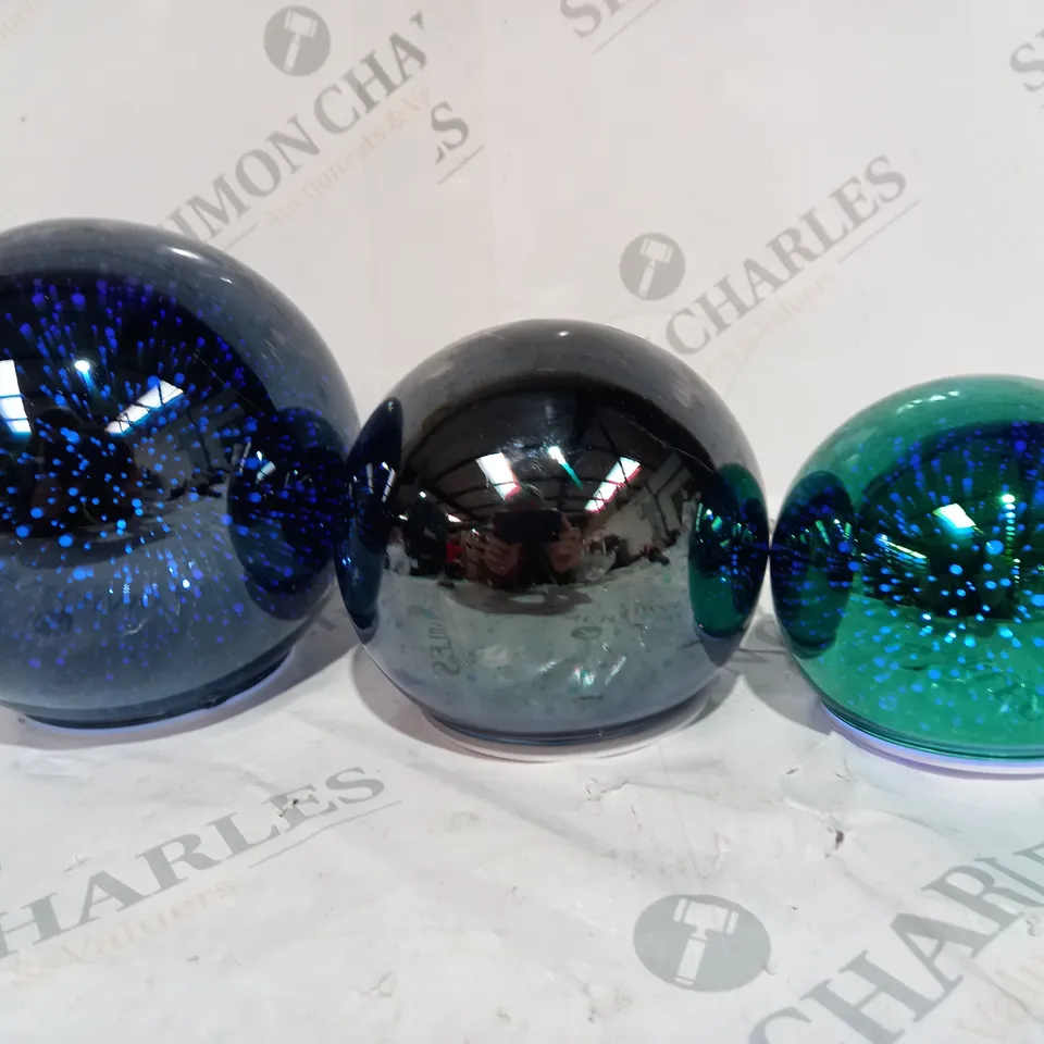 BUNDLEBERRY SET OF 3 INFINITY SPHERES, MULTI