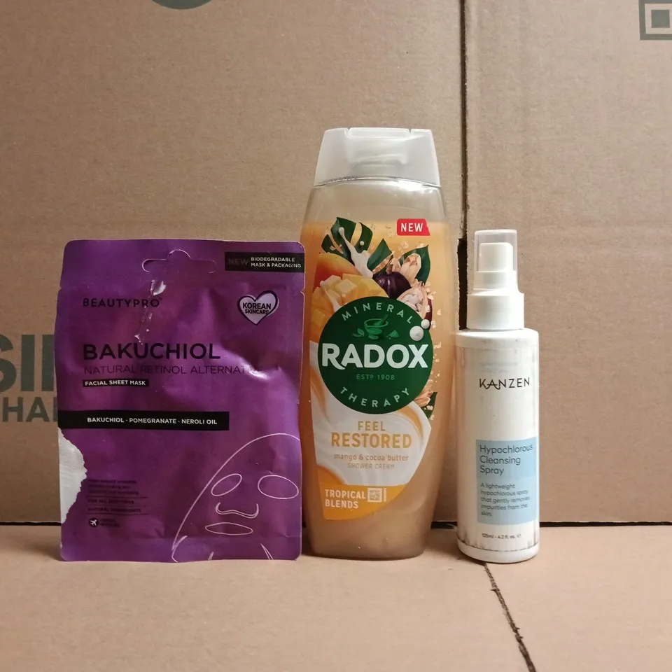 APPROXIMATELY 20 ASSORTED COSMETIC ITEMS TO INCLUDE RADOX, KANZEN, ETC - COLLECTION ONLY