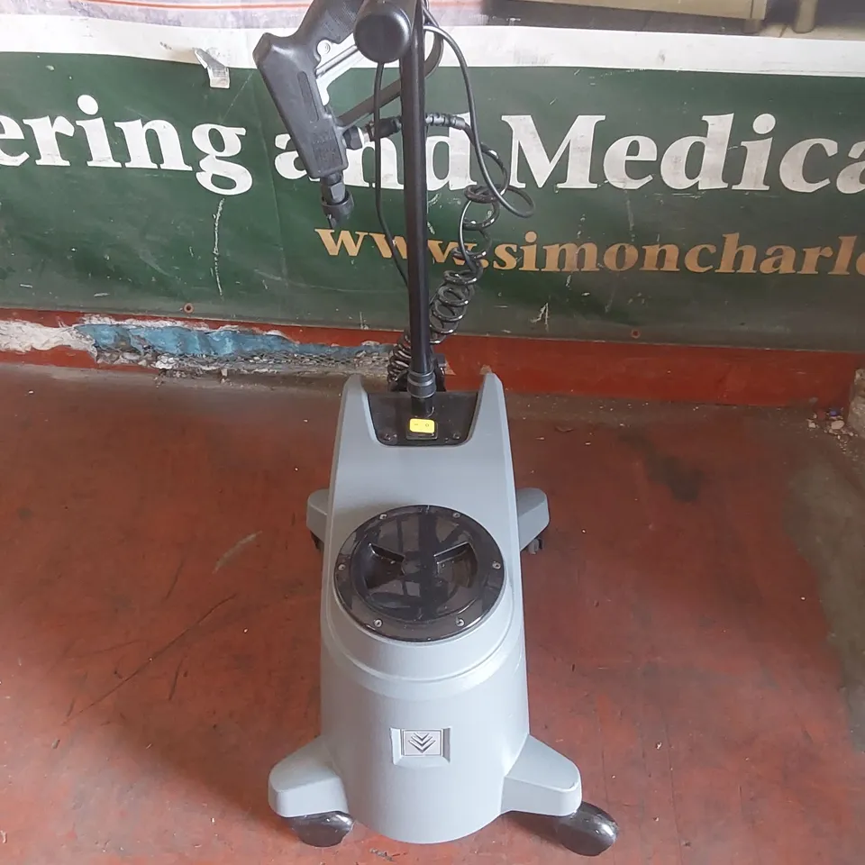 BRAND NEW KÄRCHER PS4/7 BP S/N010021 BATTERY MISTING MACHINE