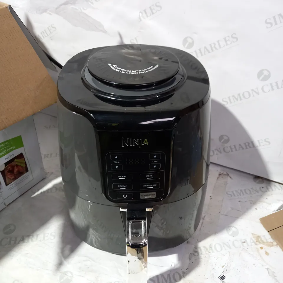 BOXED NINJA 3.8L AIR FRYER