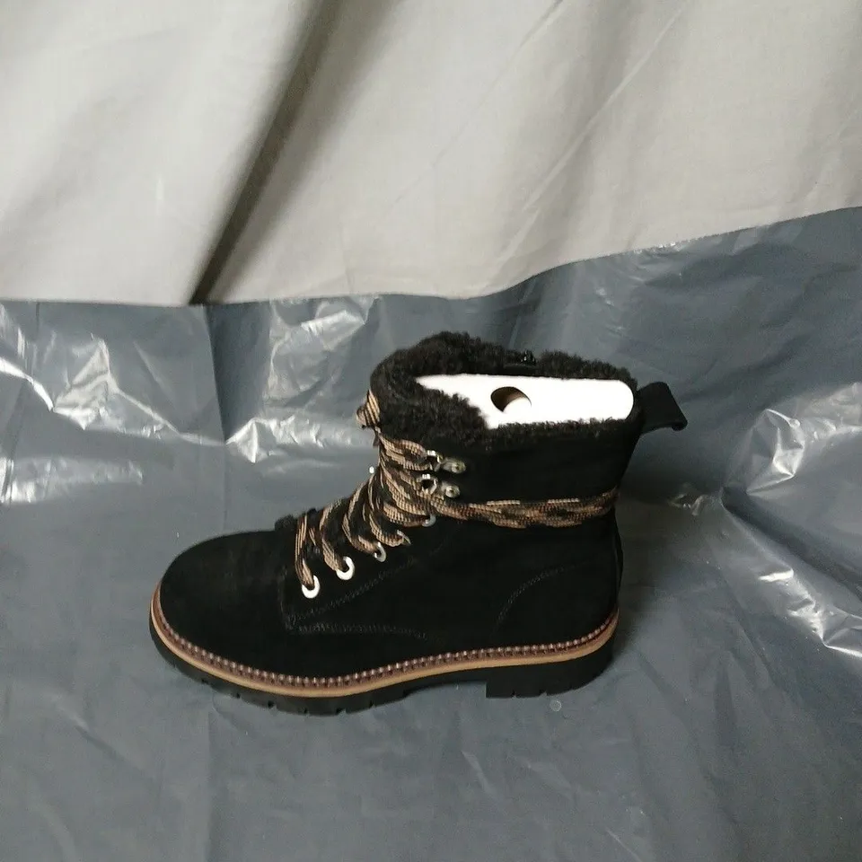 M&S BLACK SUEDE WINTER BOOTS WITH FAUX FUR LINING – UK 4 (EU 37)
