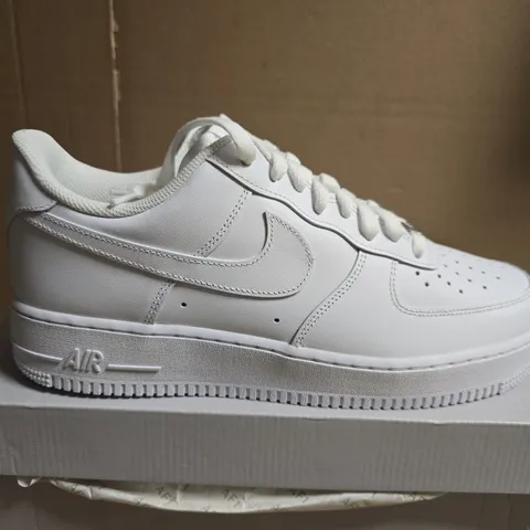BOXED PAIR OF NIKE AIR FORCE 1 '07 WHITE SNEAKERS – UK 9.5