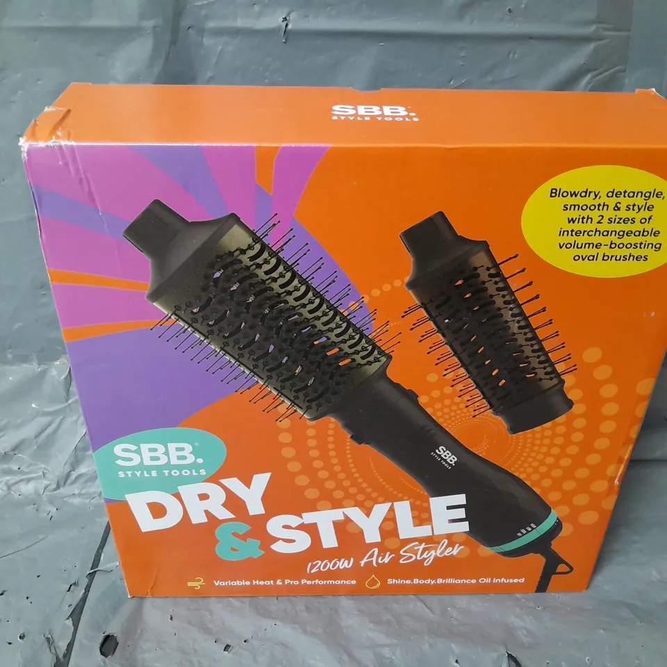 BOXED SBB STYLE TOOLS DRY & STYLE 1200W STYLER