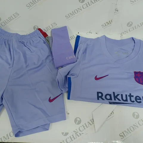 NIKE BARCELONA FOOTBALL CLUB KIT - SIZE 26
