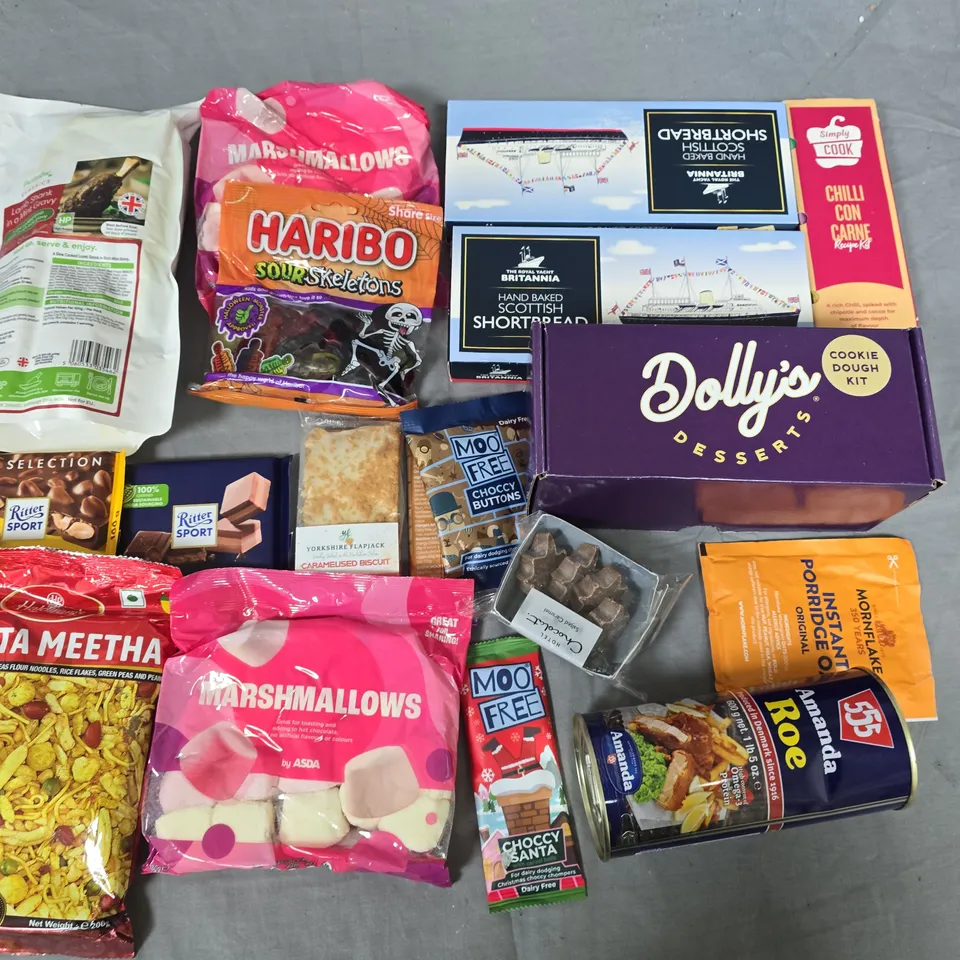 LOT OF APPROXIMATELY 30 ASSORTED FOOD ITEMS TO INCLUDE DOLLYS COOKIE DOUGH KIT, SCOTTISH SHORTBREAD AND VARIOUS SWEETS