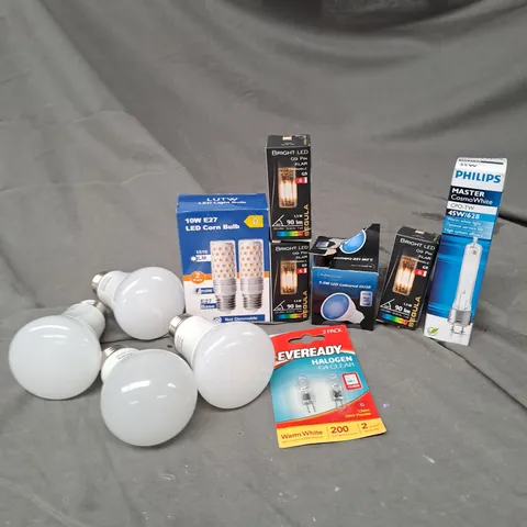 APPROXIMATELY 10 ASSORTED LIGHT BULBS TO INCLUDE PHILIPS AND EVEREADY
