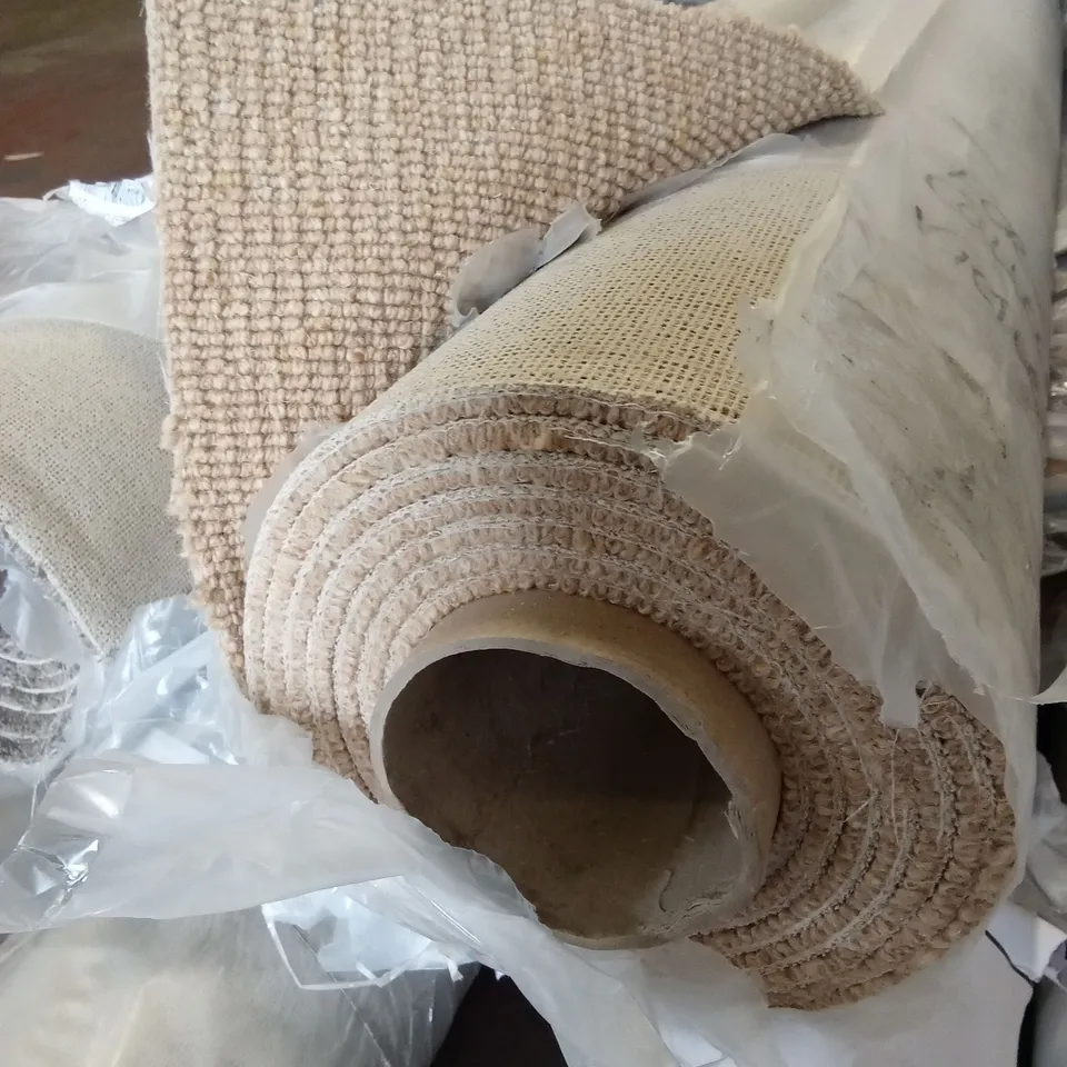 ROLL OF QUALITY SISAL WEAVE CLASSIC WILD GINGER CARPET // APPROX SIZE: 4.15 x 5m