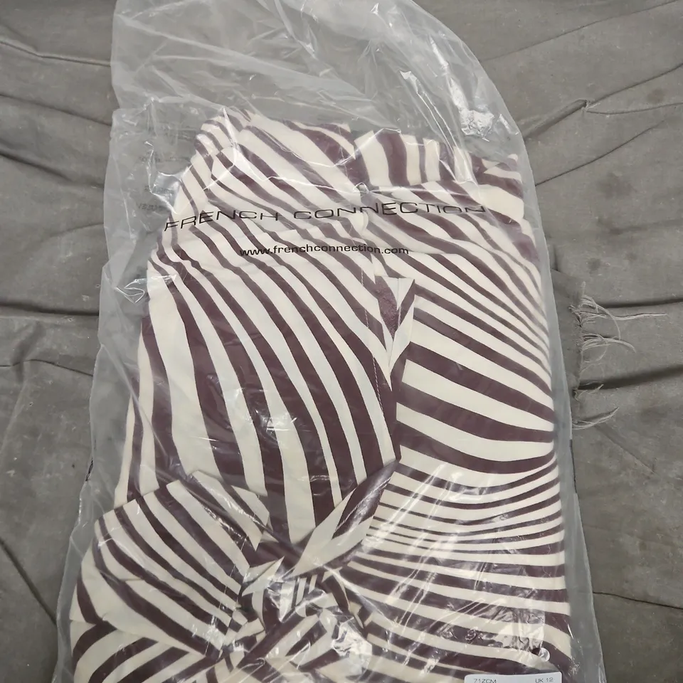 FRENCH CONNECTION ZEBRA PRINT MAXI DRESS - BORDEAUX RED / PORCELAIN