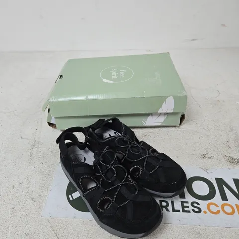 FREE SPIRIT WOMEN'S BLACK SANDALS – UK 4 (US 6, EUR 37)