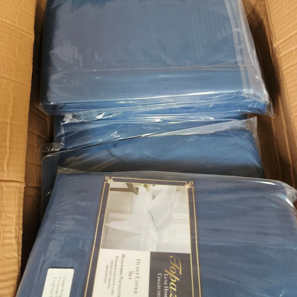 APPROXIMATELY 10 TOPAZ LUXE HOME COLLECTION DUVET COVER SETS - SUPER KING 