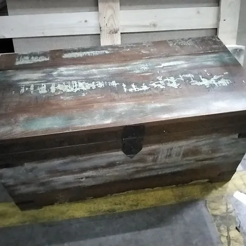 BRUNING OLD PAINTED TEAK TRUNK
