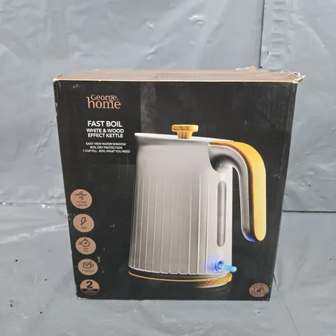 FAST BOIL WHITE AND WOOD EFFECT KETTLE