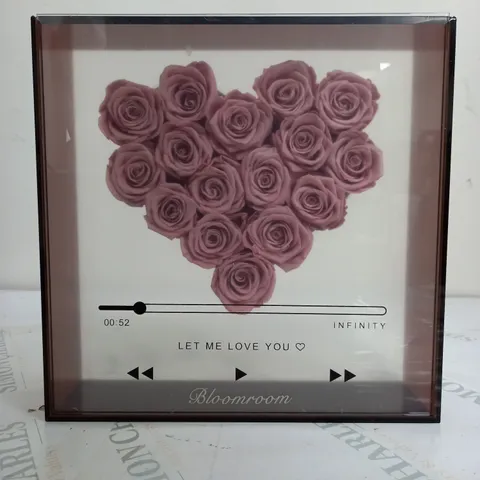 BLOOMROOM LET ME LOVE YOU FLORAL GIFT BOX