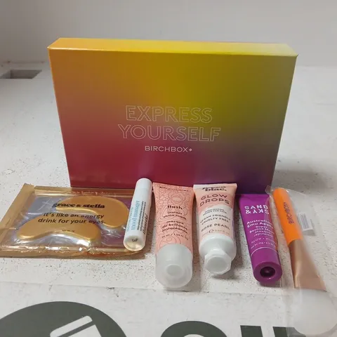 BIRCHBOX EXPRESS YOURSELF COSMETIC BOX