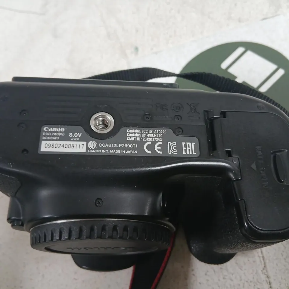 CANON EOS 70D DSLR CAMERA BODY (NO LENS)