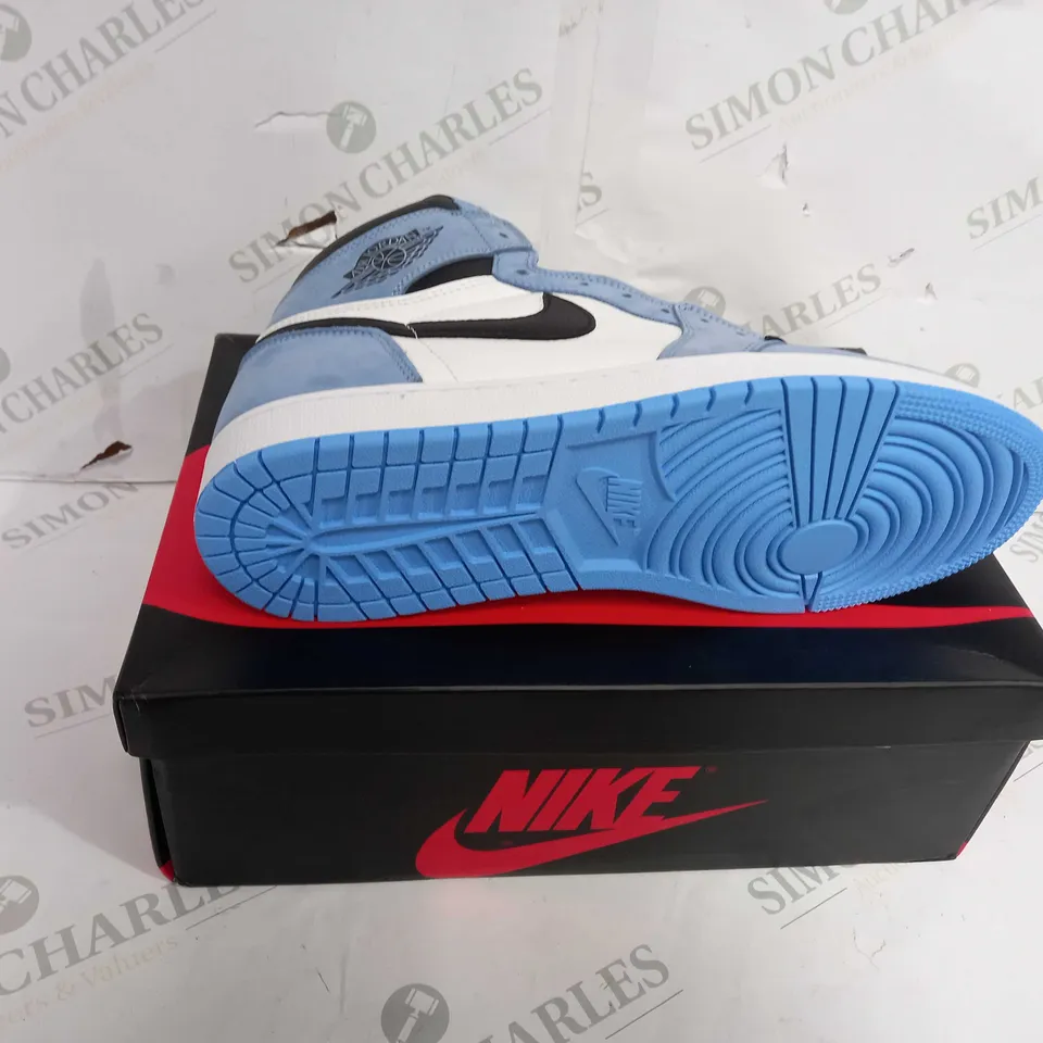BOXED PAIR OF NIKE AIR JORDAN SPORTS SHOES IN BLUE/WHITE - UK SIZE 11