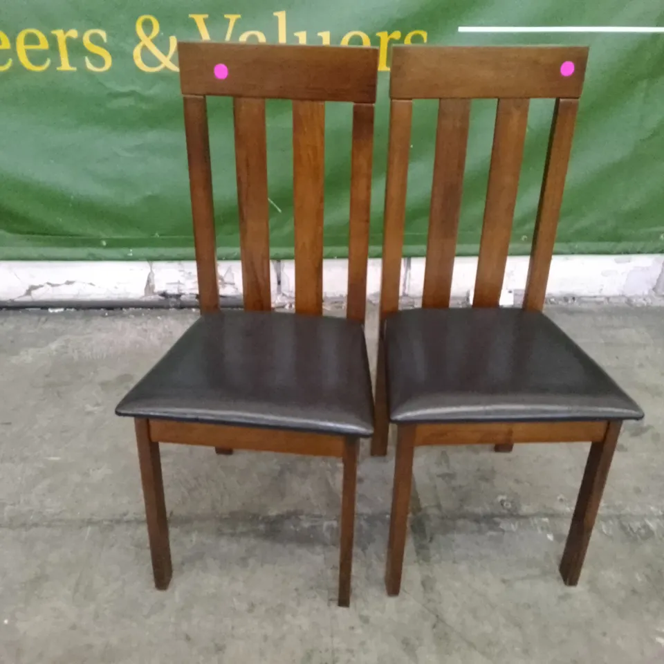 SET OF 2 NEW CHESTER DARK OAK DINING CHAIRS (BLACK LEATHER SEAT PAD)
