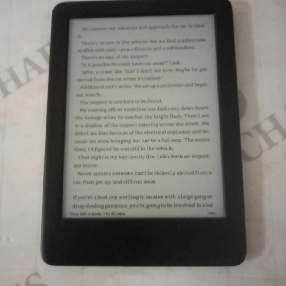 AMAZON KINDLE (2022 MODEL)
