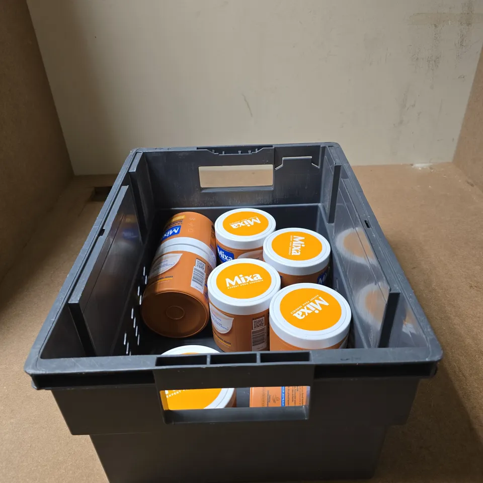 TOTE OF APPROXIMATELY 7 X MIXA LA CREME 48H 400ML
