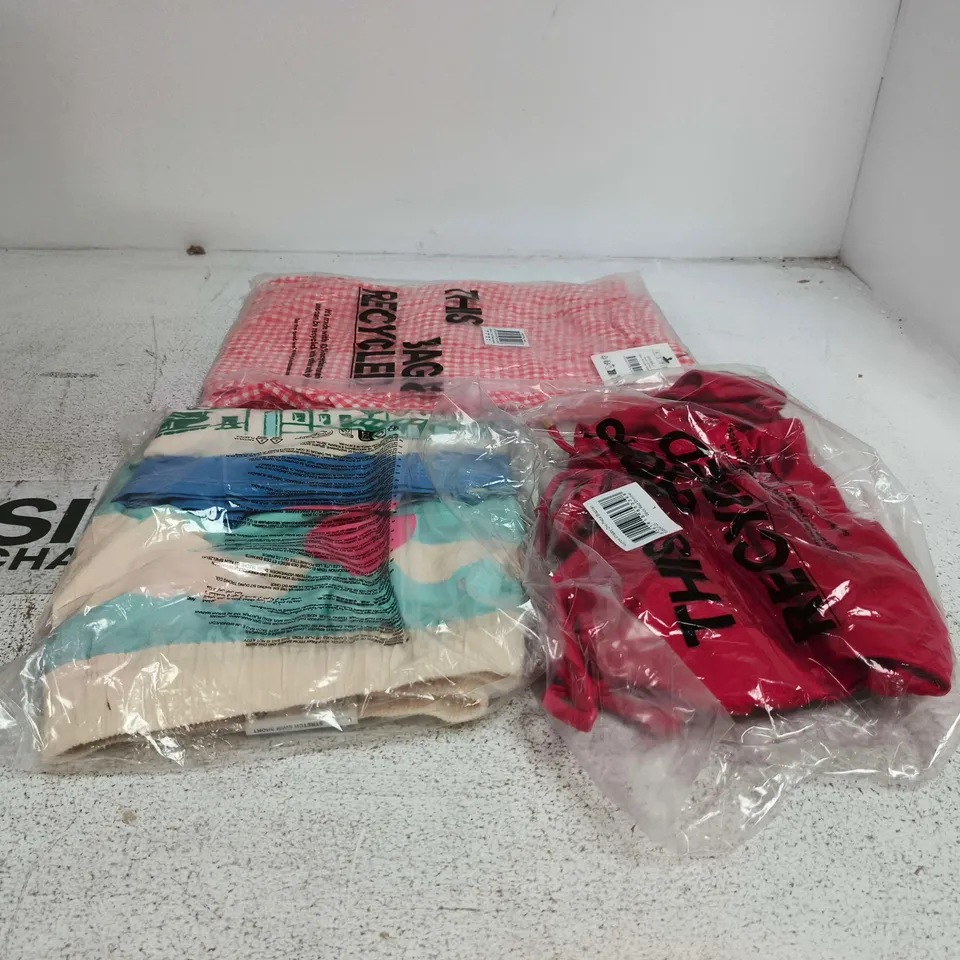 BOX OF APPROXIMATELY 18 ASSORTED CLOTHING ITEMS TO INCLUDE STRETCH SWIM SHORTS, HAVEN FRILL PANT ETC