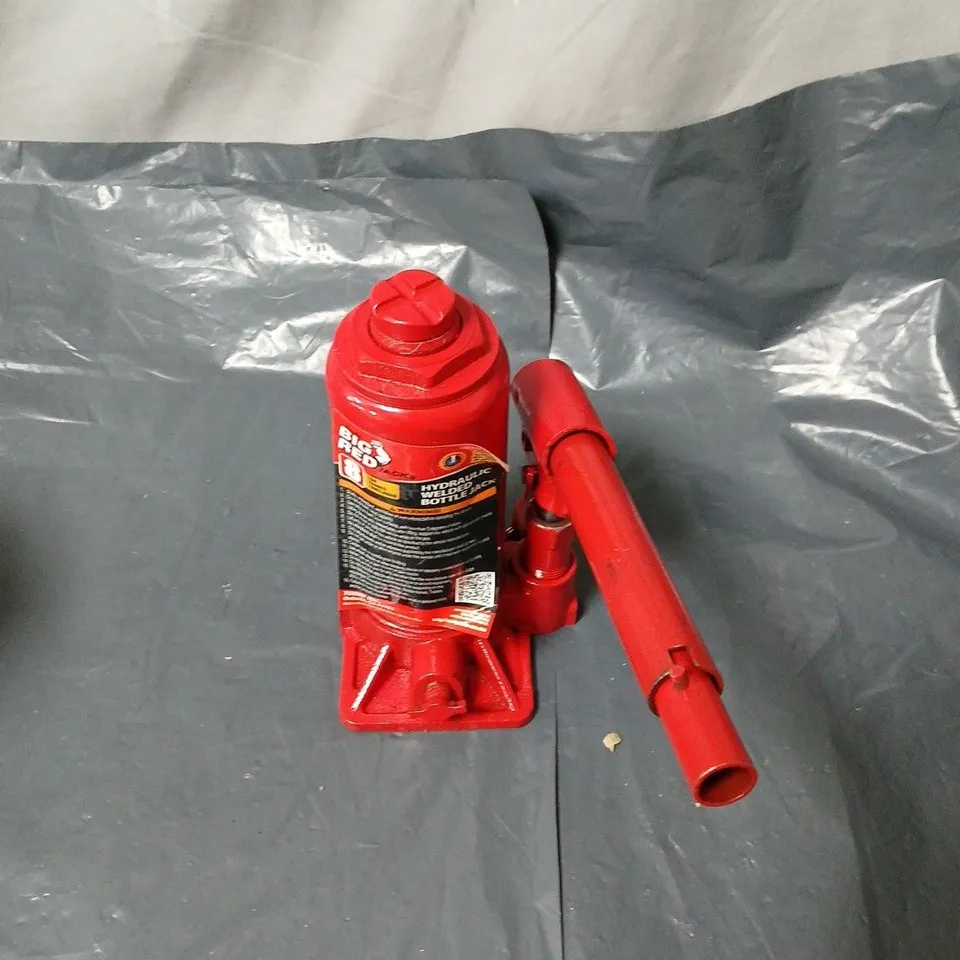 8-TON HYDRAULIC WELDED BOTTLE JACK – RED (BIG RED JACKS)