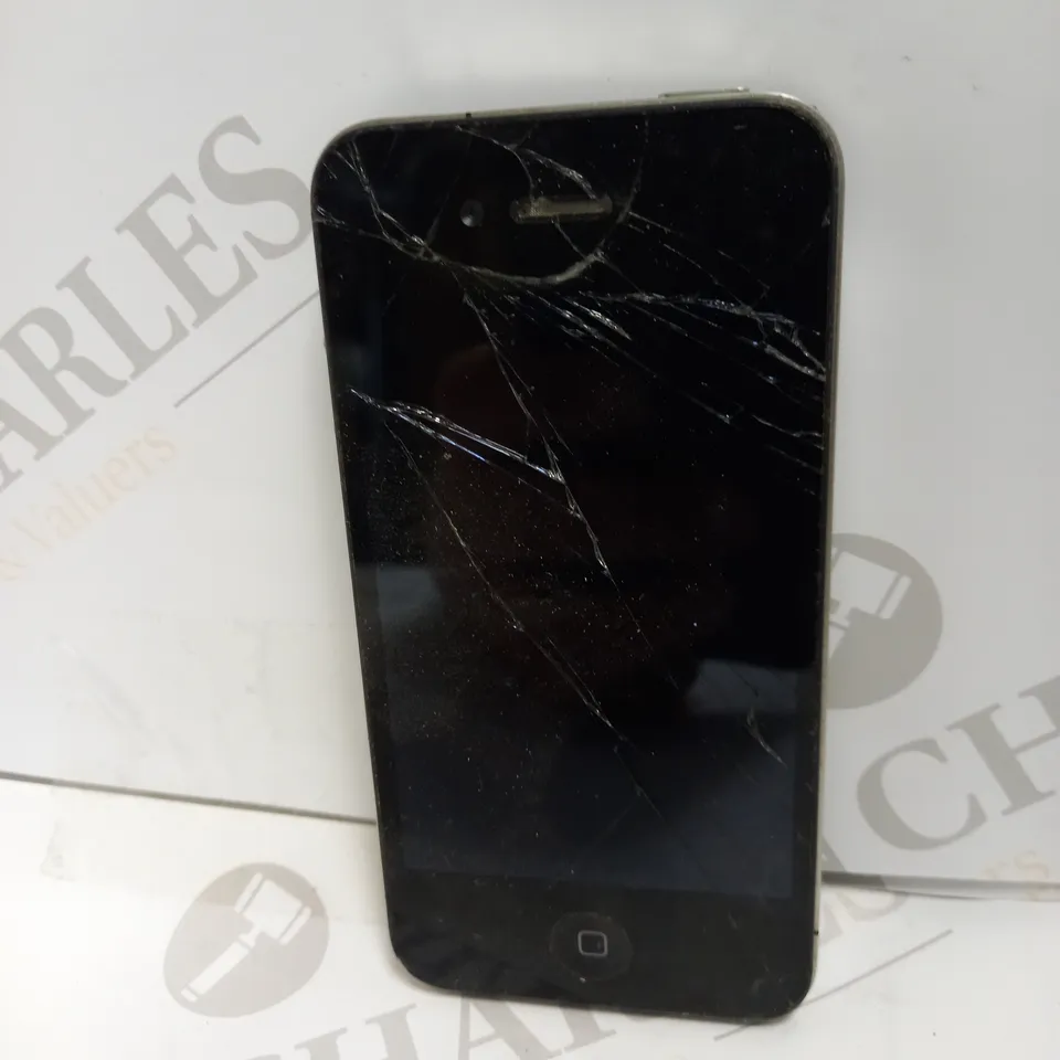 APPLE IPHONE 4 (A1332) SMARTPHONE 
