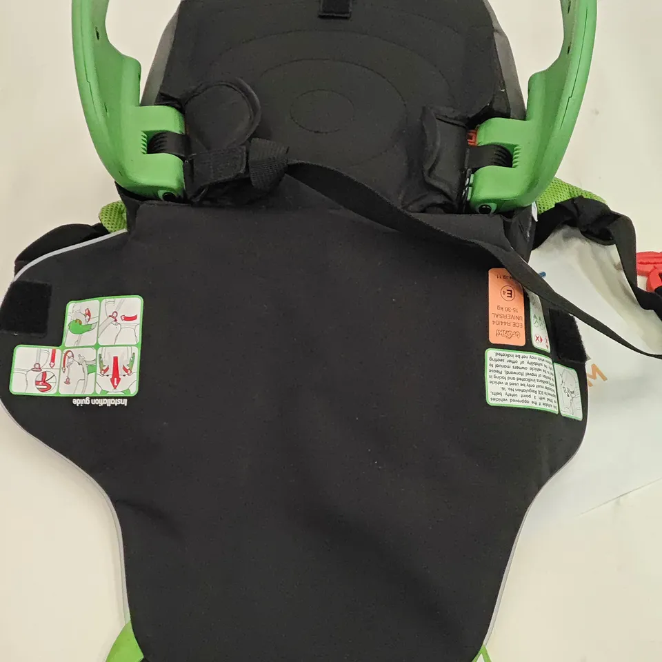 TRUNKI BOOST-A-PACK IN BLACK/GREEN