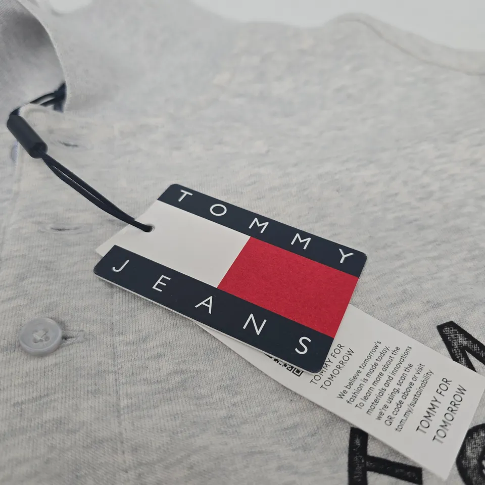 TOMMY JEANS T-SHIRT WITH COLLAR, GREY, SIZE XL