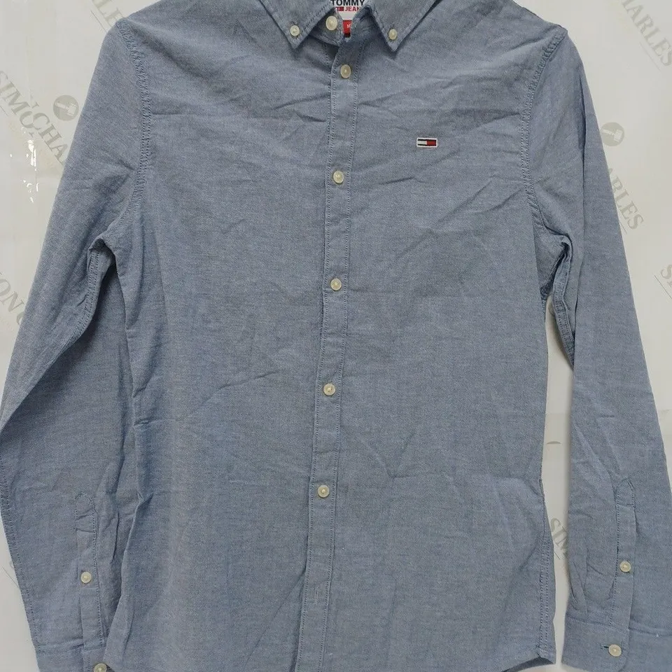 TOMMY JEANS SLIM STRETCH OXFORD SHIRT IN TWILIGHT NAVY - MEDIUM