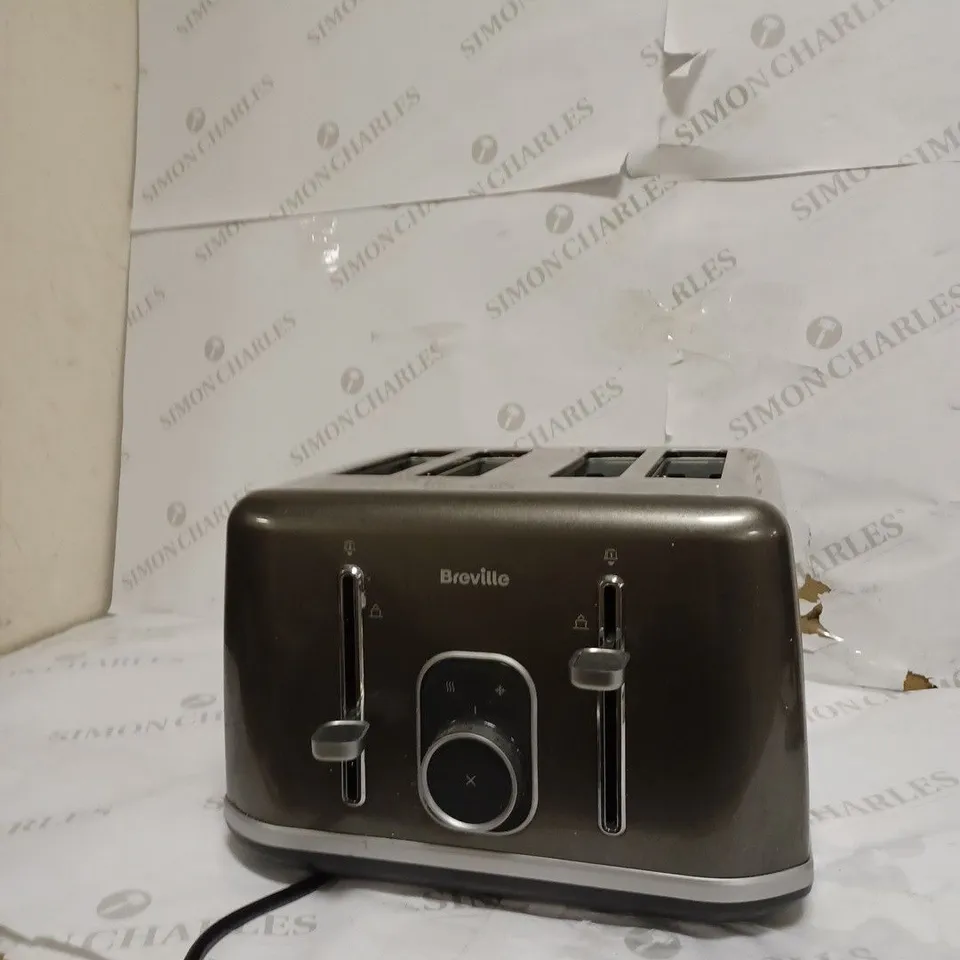 BREVILLE AURA 4-SLICE TOASTER