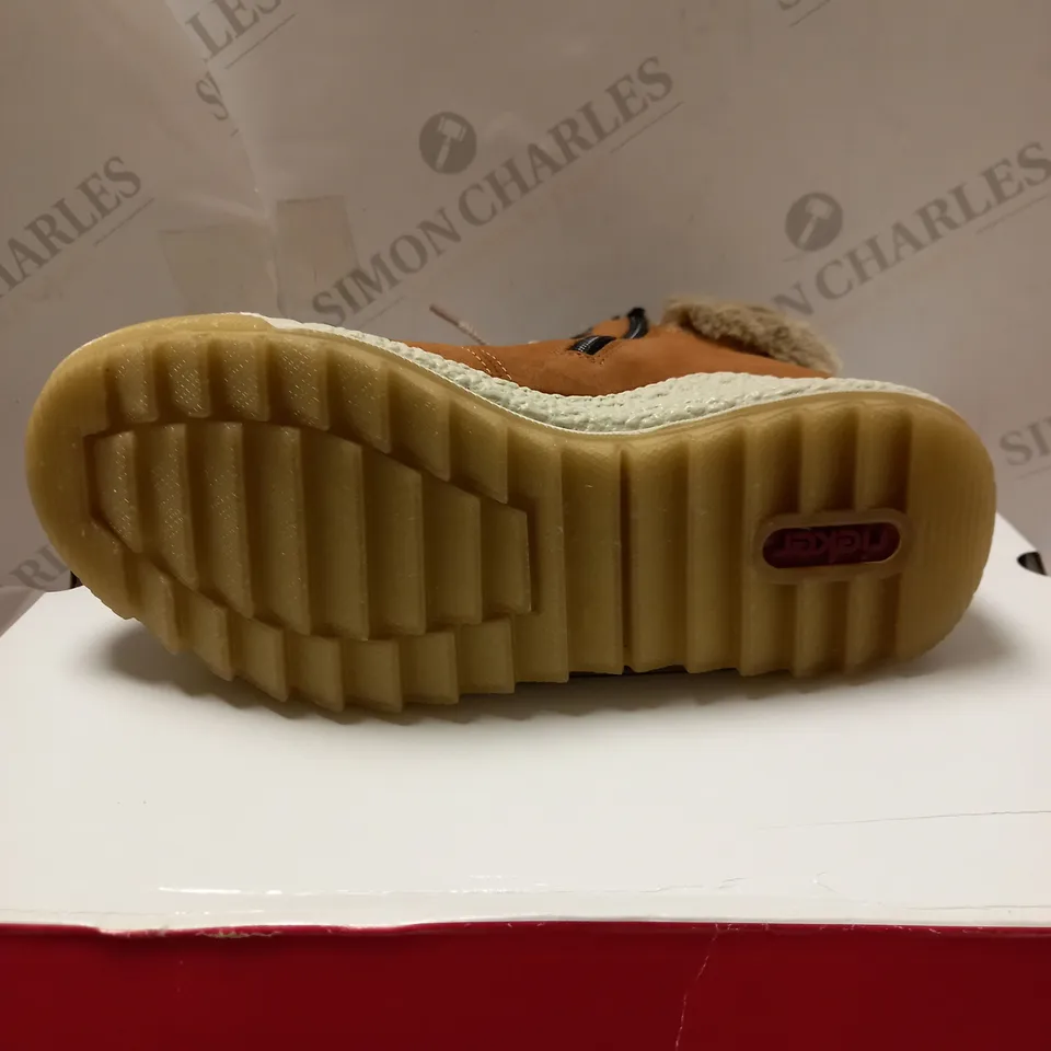 RIEKER LACE UP TAN HIKER BOOTS - SIZE 6
