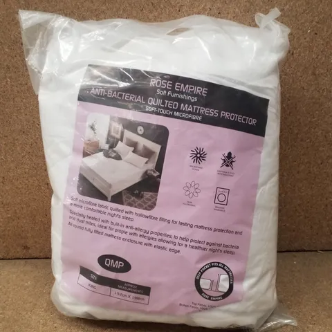  BOX CONTAINING 7 QUILTED MATTRESS PROTECTORS