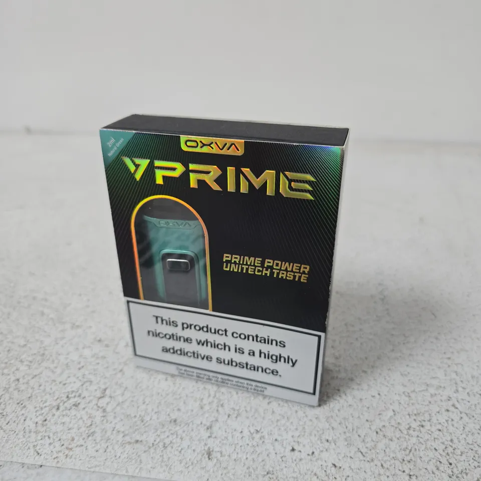 APPROXIMATELY 20 ASSORTED E-CIG PRODUCTS AND ACCESSORIES TO INCLUDE OXVA AND CLEW 