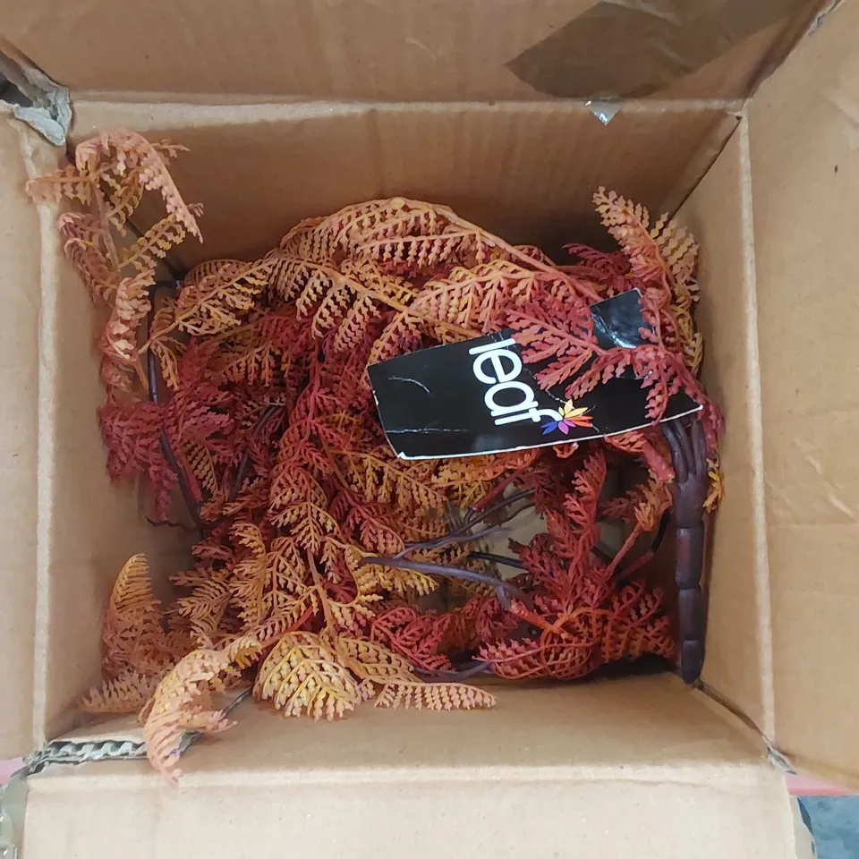 BOXED FAUX FERN PLANT 