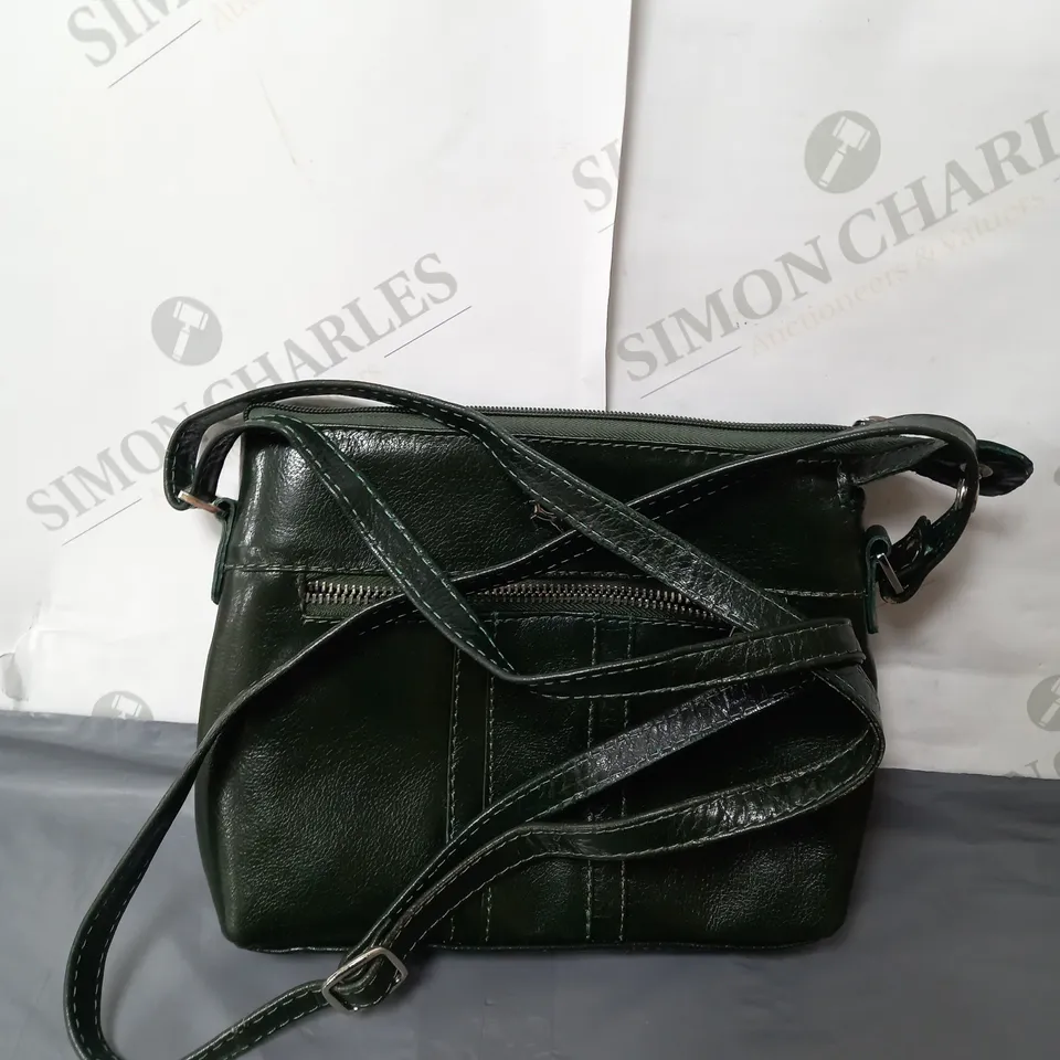 ASHWOOD ANGELA MEDIUM LEATHER CROSSBODY BAG IN GREEN