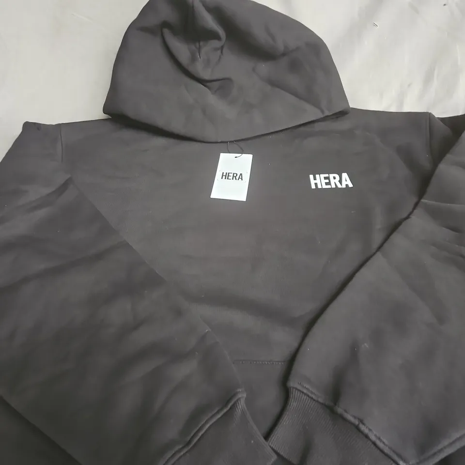 HERA MEN'S STAPLE HOODIE – BLACK, SIZE L