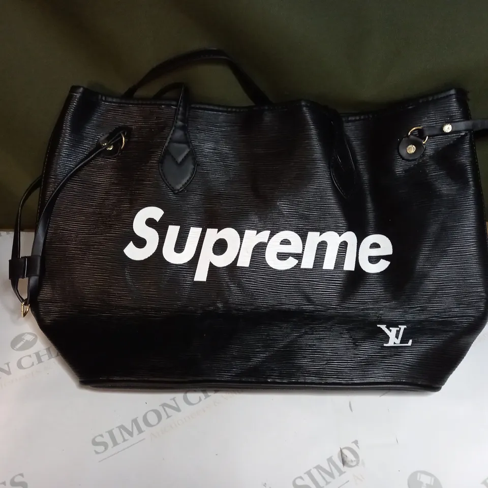 LOUIS VUITTON SUPREME CARRY BAG