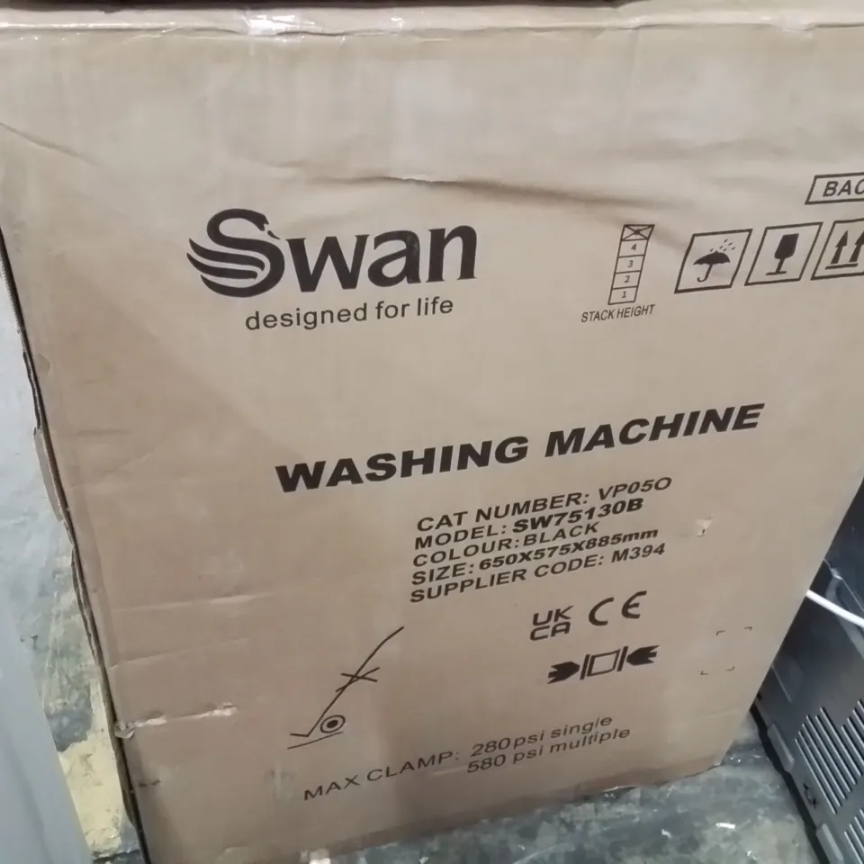 SWAN SW75130B 9KG LOAD, 1400 SPIN FREESTANDING WASHING MACHINE - BLACK