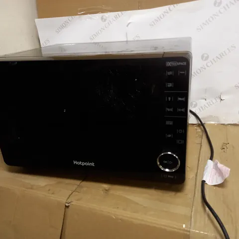 HOTPOINT MWH 2622 MB FREESTANDING MICROWAVE