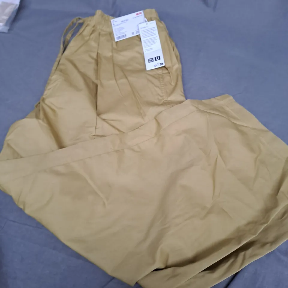 UNIQLO WOMENS YELLOW PARACHUTE CROPPED TROUSERS W30-31