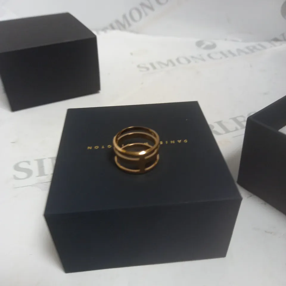 DANIEL WELLINGTON ROSE GOLD RING