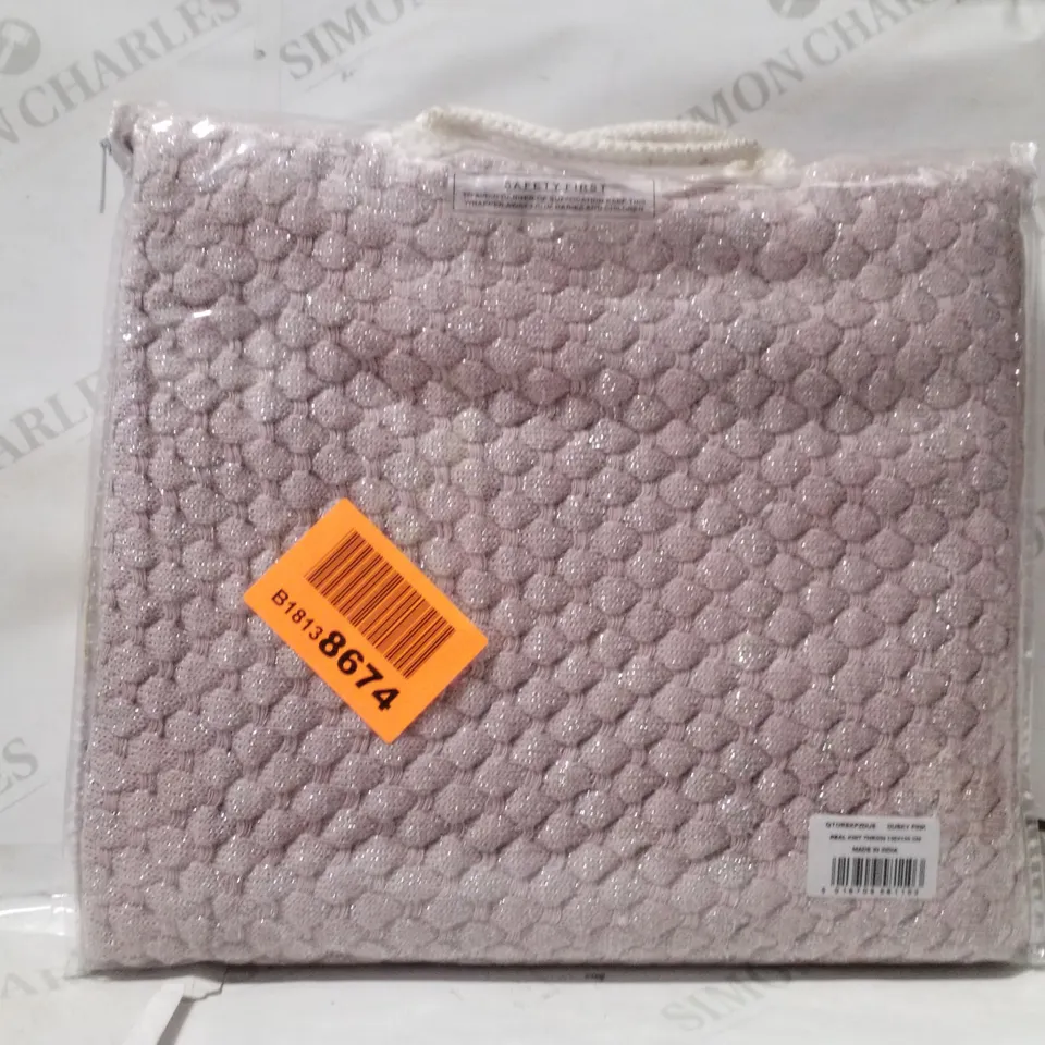 BRAND NEW SEALED REAL KNIT THROW DUSKY PINK