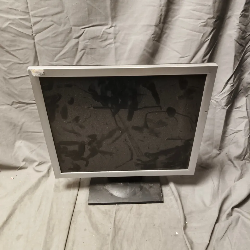 DGM 17" TFT LCD MONITOR L-1721 - COLLECTION ONLY