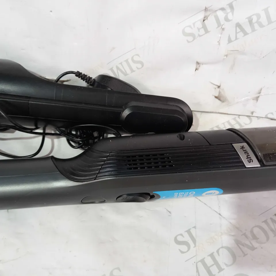 SHARK CORDLESS HANDHELD VACUUM CLEANER