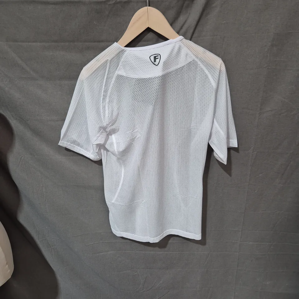 FDX SPORTS WHITE MESH T-SHIRT – MEN'S SIZE L